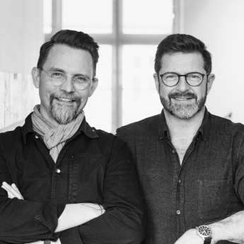 LÄS OM DESIGNFILOSOFIN BAKOM BJÖRK